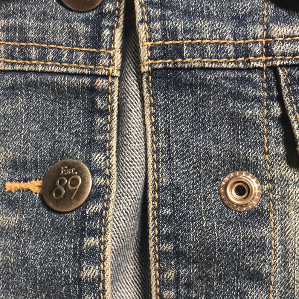 Button down denim jacket - Picture 3 of 3